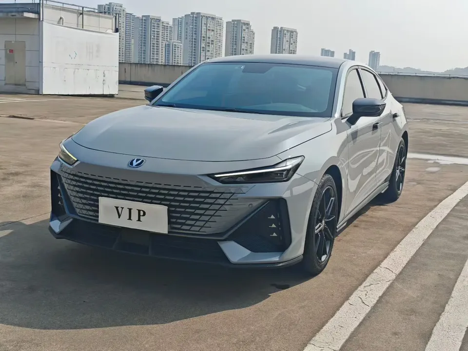 Changan UNI-V 2022
