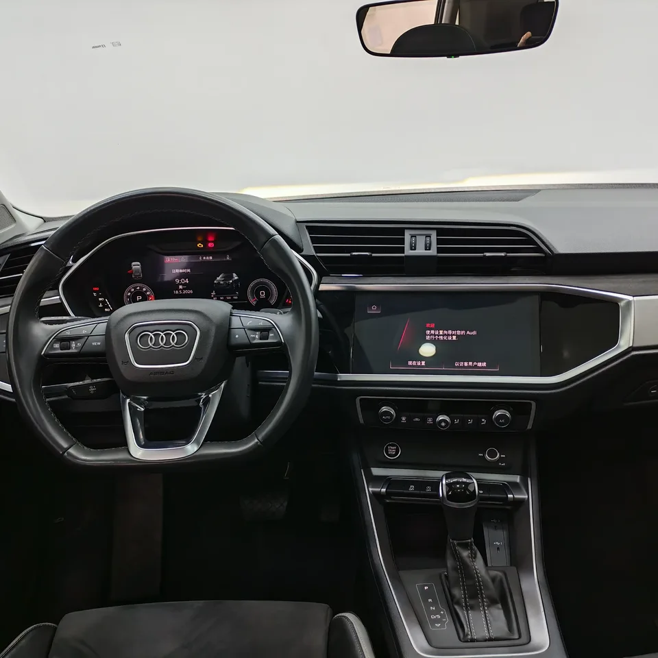 Audi Q3 Audi Q3 2023 35 TFSI Fashionable and Dynamic 2022 — миниатюра 3