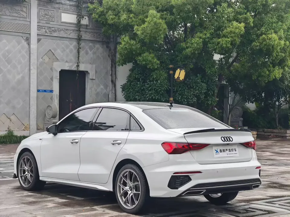 Audi A3 facelift A3L Limousine 35 TFSI stylish and sporty 2023 — миниатюра 4