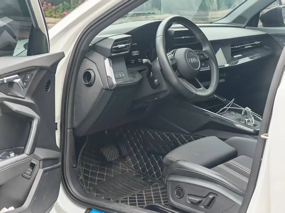 Audi A3 facelift A3L Limousine 35 TFSI stylish and sporty 2023 — миниатюра 5