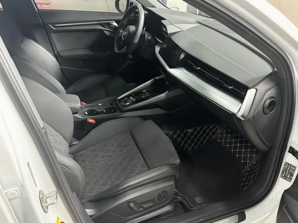 Audi A3 A3L Limousine 35 TFSI Fashionable and Elegant 2024 — миниатюра 2