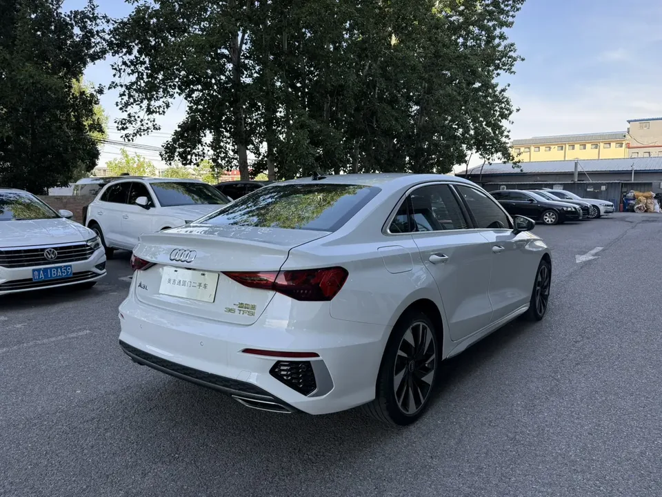 Audi A3 Audi A3 2024 A3L Limousine 35 TFSI Fashion Sports 2024 — миниатюра 2