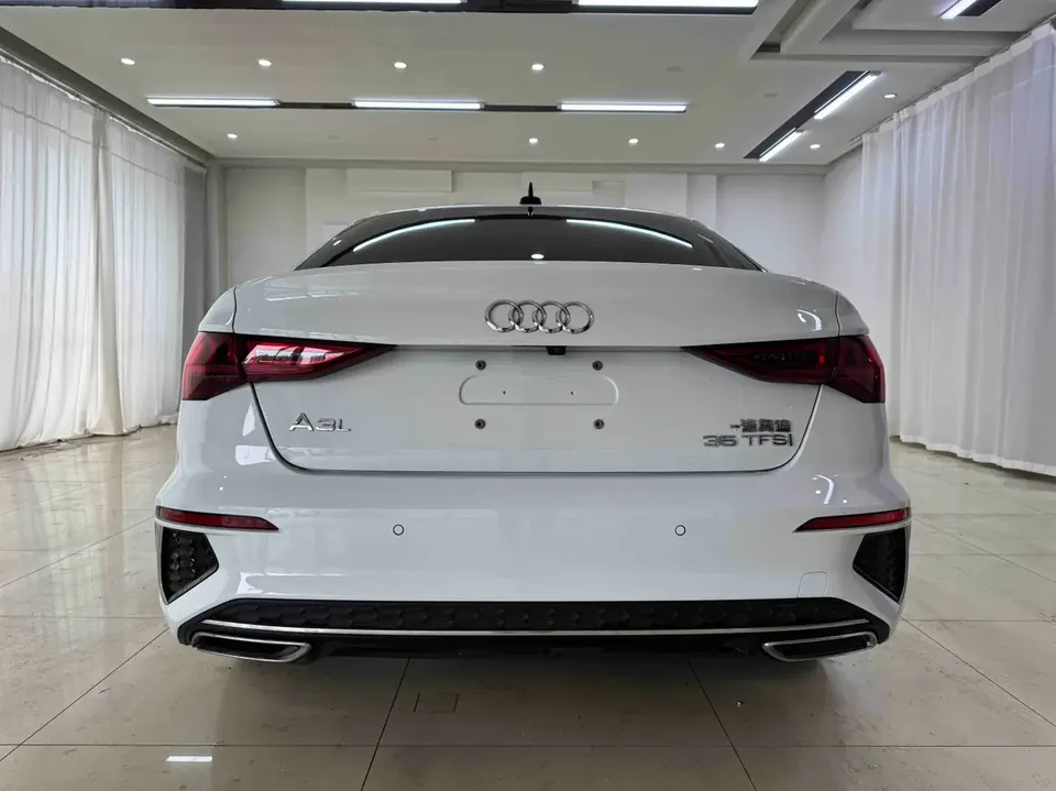 Audi A3 A3 facelift A3L Limousine 35 TFSI stylish and sporty 2023 — миниатюра 2