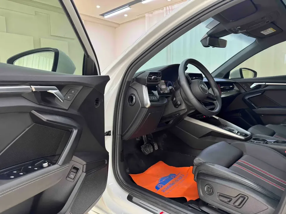 Audi A3 A3 facelift A3L Limousine 35 TFSI stylish and sporty 2023 — миниатюра 5