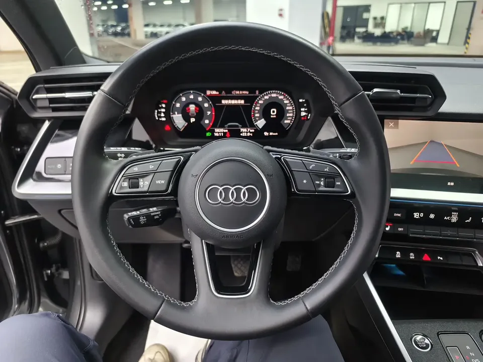 Audi A3 Audi A3 2024 Sportback 35 TFSI stylish and sporty 2024 — миниатюра 3