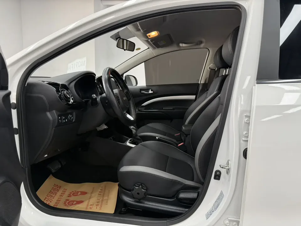 Kia KX1 Yipao facelift 1.4L CVT Fun Edition 2022 — миниатюра 5