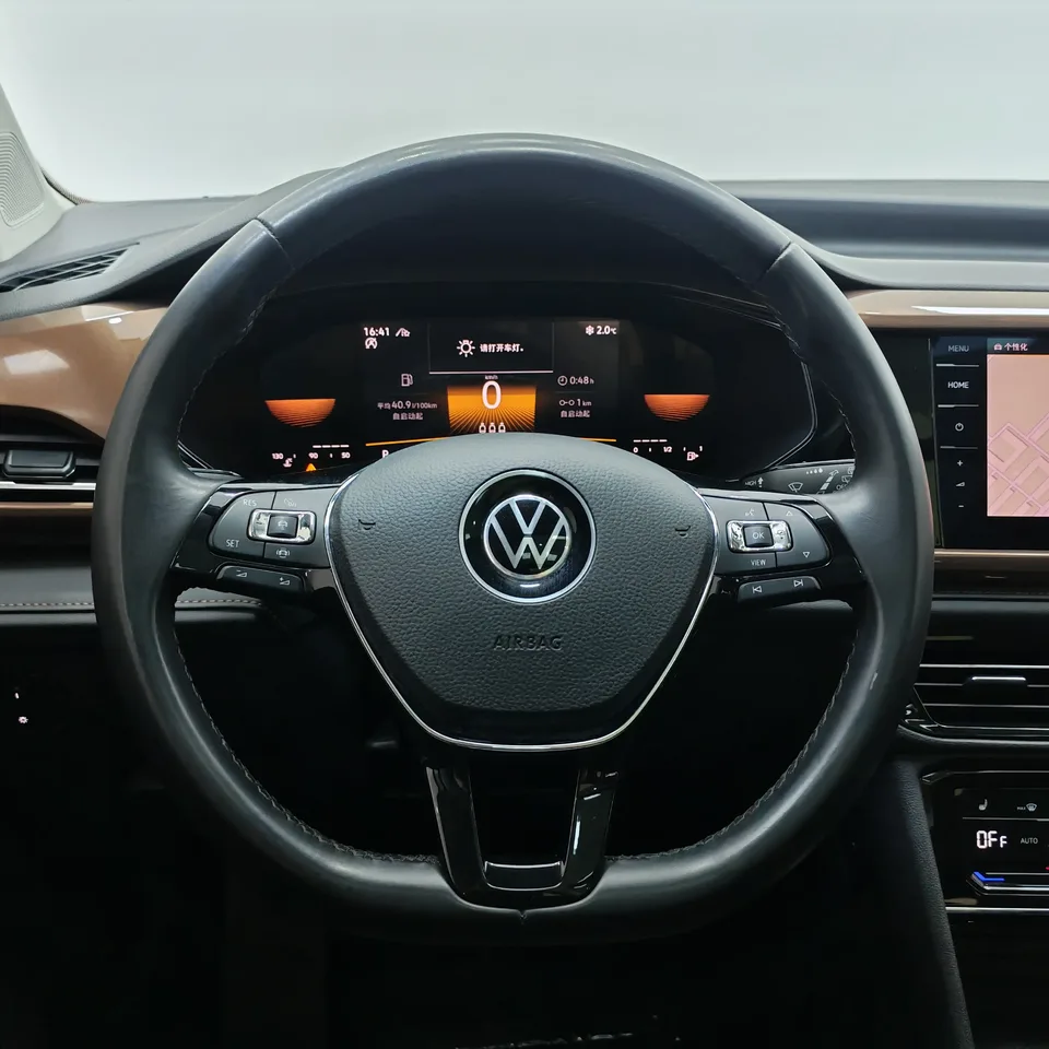 Volkswagen Tharu 280TSI 2WD Luxury Edition 2022 — миниатюра 4
