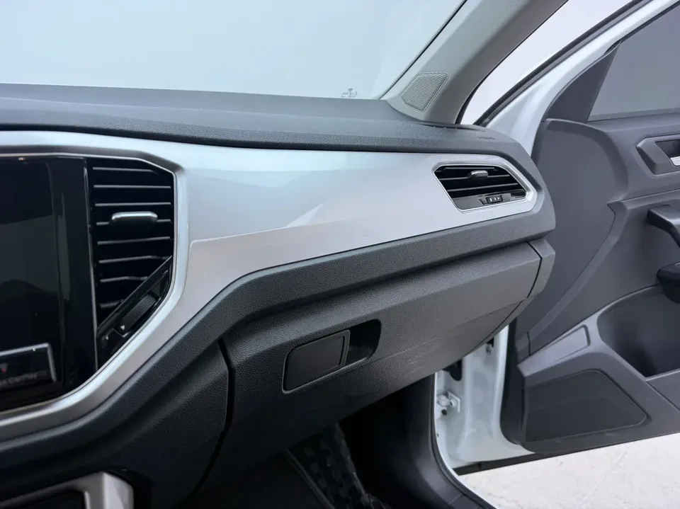 Volkswagen T-Roc 2021 Tangeu 280TSI DSG Two-Wheel Drive Elite Smart Edition 2022 — миниатюра 2