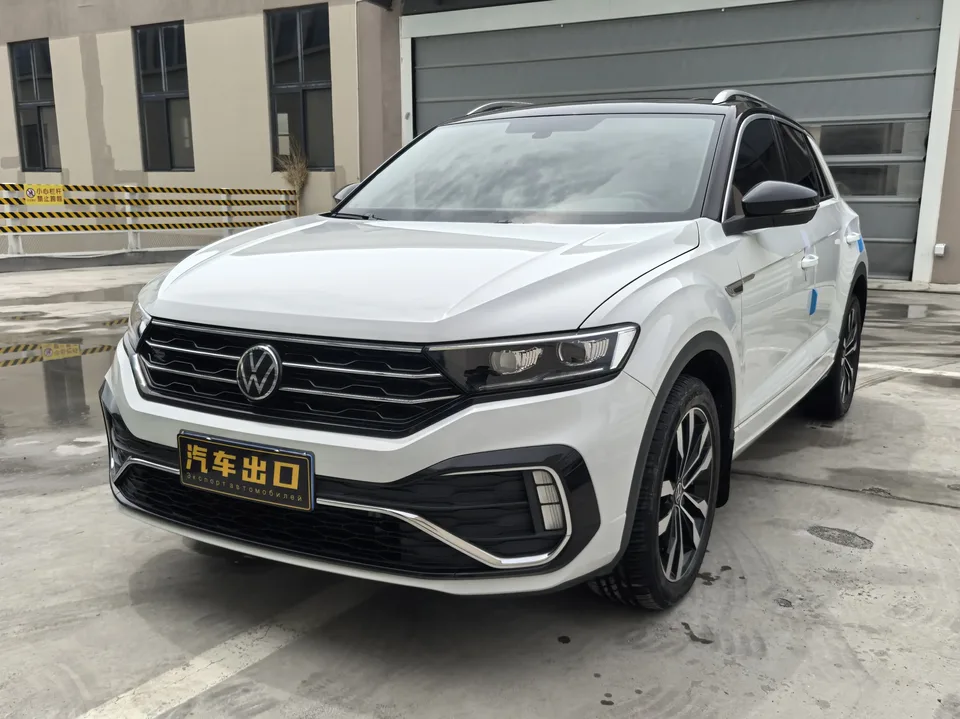 Volkswagen T-Roc Tanyue 280TSI DSG 2WD R-Line Pro PLUS 2022 — фото 1, купить с доставкой в Москву