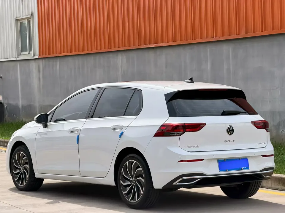 Volkswagen Golf Golf 2023 280TSI DSG Pro 2024 — миниатюра 2