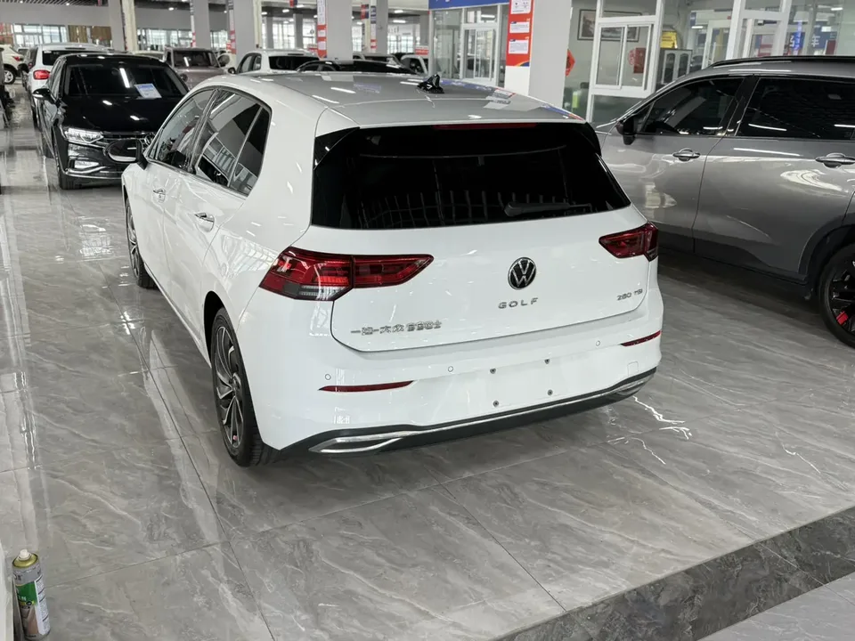 Volkswagen Golf golf 2021 280TSI DSG Pro 2022 — thumbnail 4