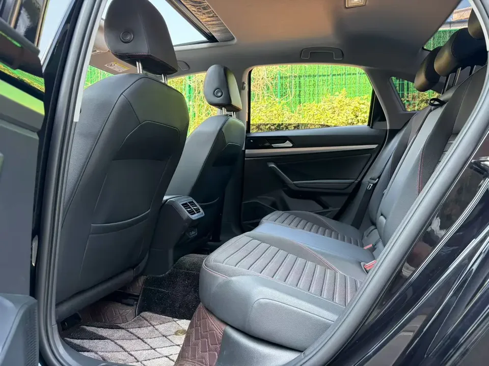 Volkswagen Lavida Lavida 2023 280TSI DSG Starry Sky Forever Edition 2023 — миниатюра 3