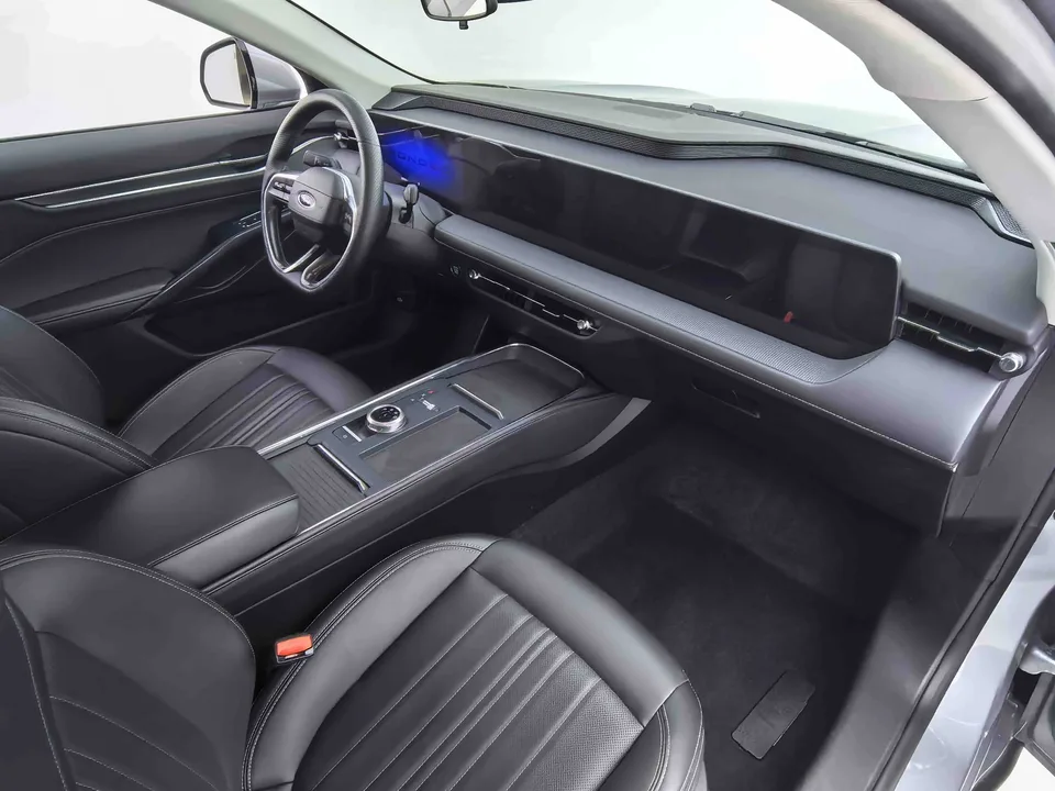 Ford Mondeo Mondeo 2025 EcoBoost 245 Luxury 2025 — миниатюра 2