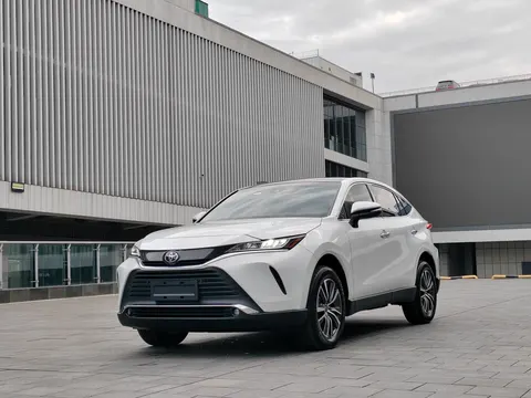 Toyota HARRIER 2024 buy in Moscow