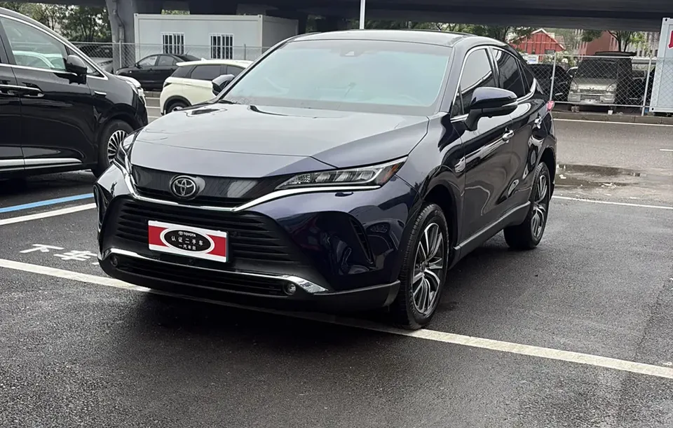 Toyota HARRIER 2022