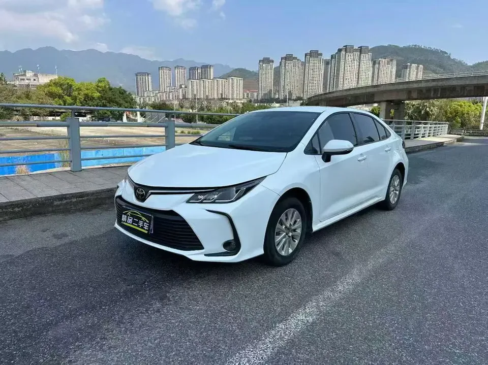 Toyota Corolla Corolla Corolla 2021 1.2T S-CVT Elite Edition 2023 — photo 1, buy with delivery to Moscow