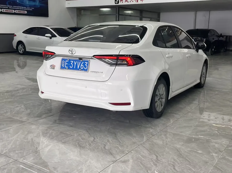 Toyota Corolla Corolla 1.5L CVT Pioneer Edition 2022 — thumbnail 2