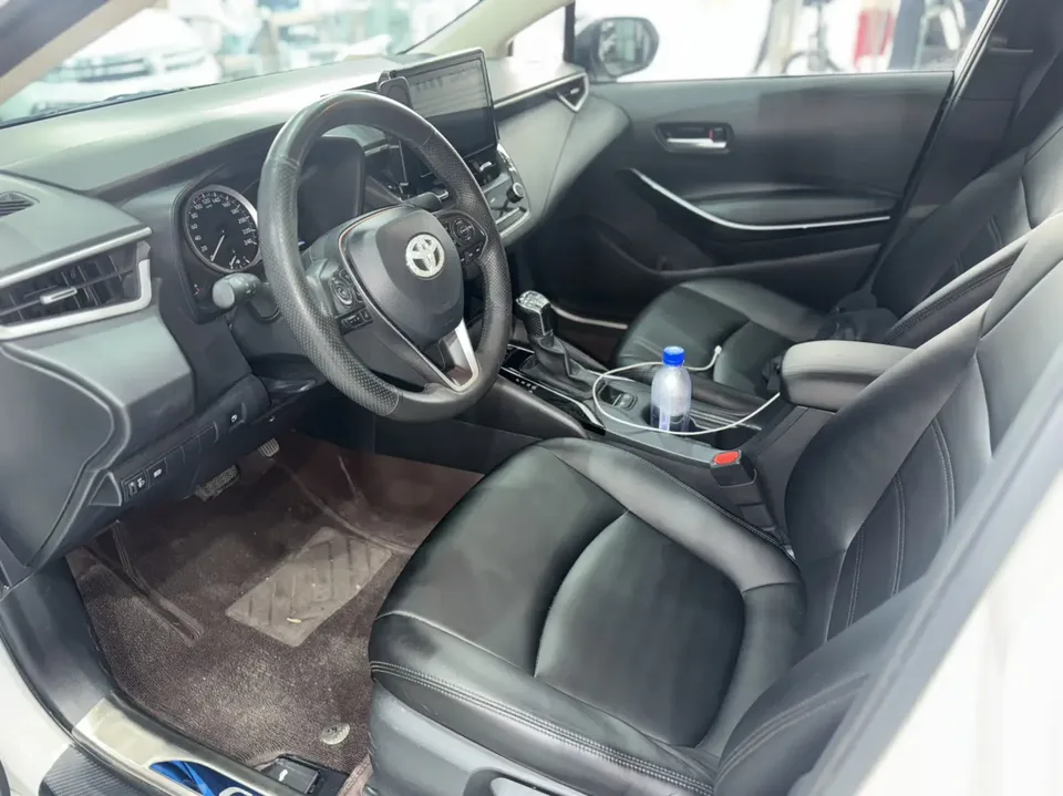 Toyota Corolla Corolla Intelligent Electric Hybrid Dual Engine 1.8L E-CVT Elite Edition 2023 — thumbnail 5