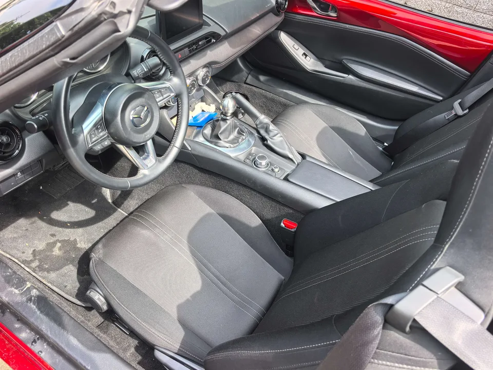 Mazda MX-5 2.0L manual rear drive 2-seater parallel import 2023 — миниатюра 3
