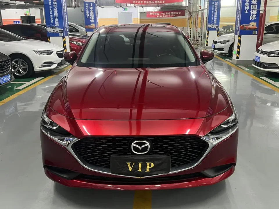 Mazda Axela Mazda3 1.5L Automatic Quality Edition 2022 — photo 1, buy with delivery to Moscow