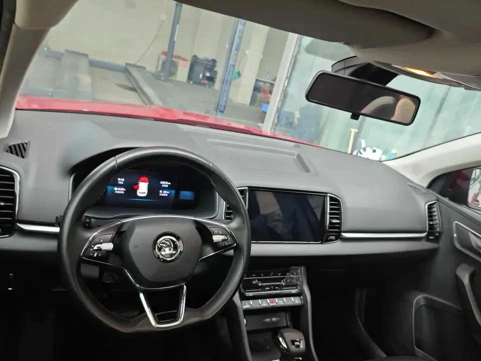 Skoda Karoq 2022 Karoq TSI280 Premium Edition 2022 — миниатюра 5