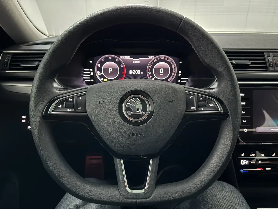 Skoda Speedy TSI280 DSG Exclusive Edition 2022 — миниатюра 4
