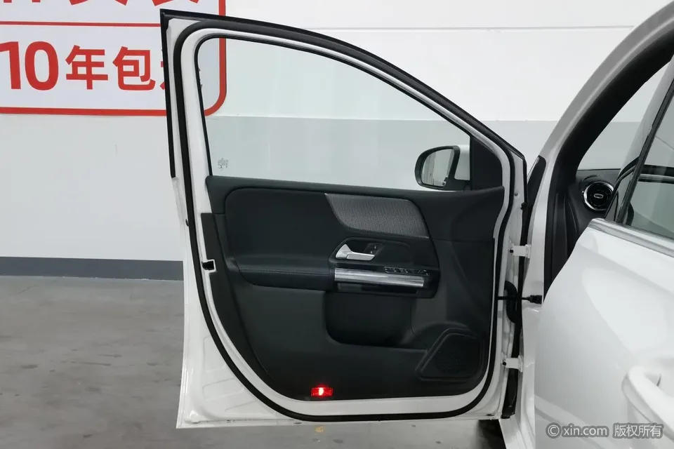 Mercedes-Benz Mercedes Benz B Class facelift B 200 fashionable model 2022 — миниатюра 4