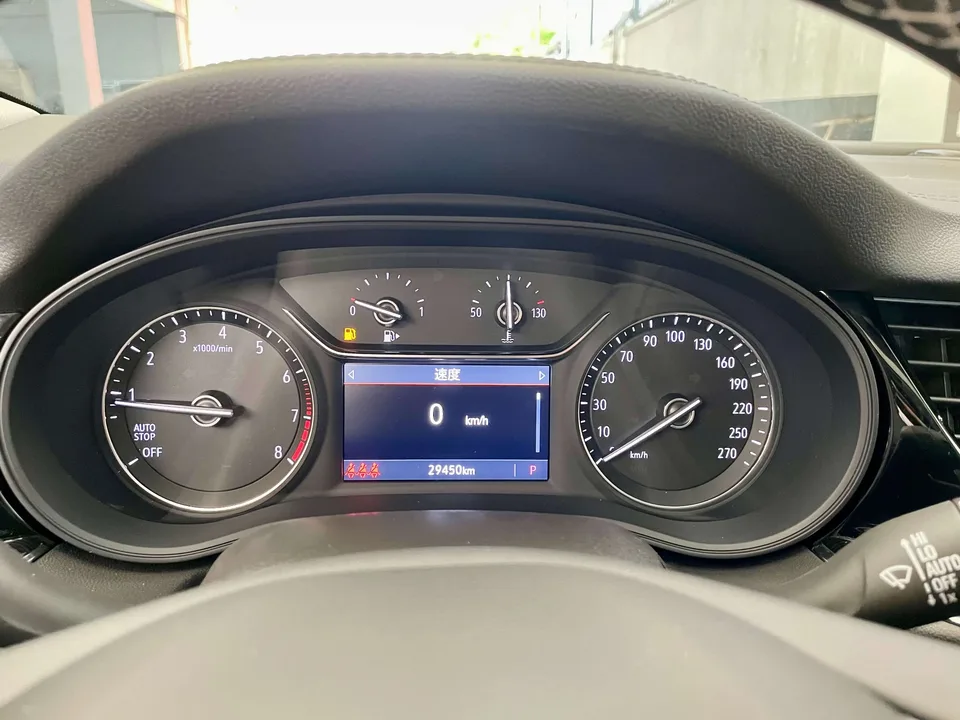 Buick Majesty Majesty 25T Super Edition 2024 — thumbnail 4