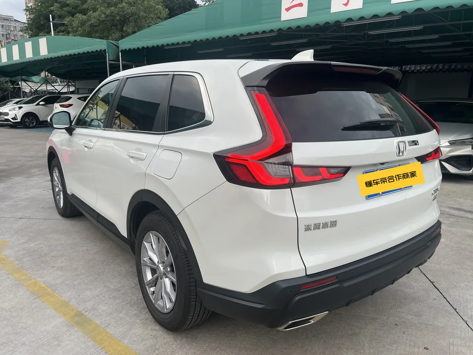 Honda CR-V Honda CR-V 2023 240TURBO CVT 2WD 7-seater version 2023 — миниатюра 2