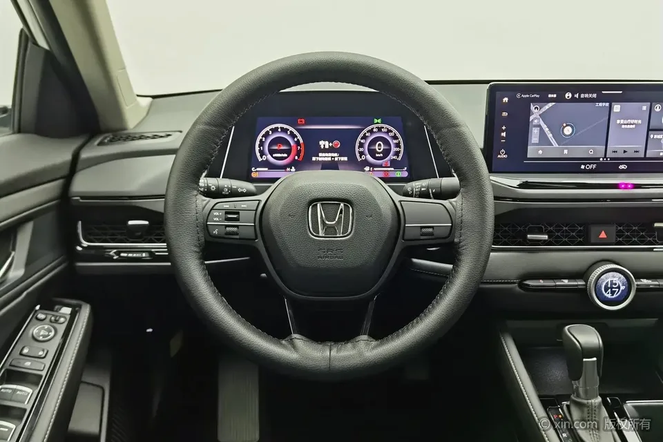 Honda Inspire Insignia 260TURBO Elegant Edition 2024 — миниатюра 3