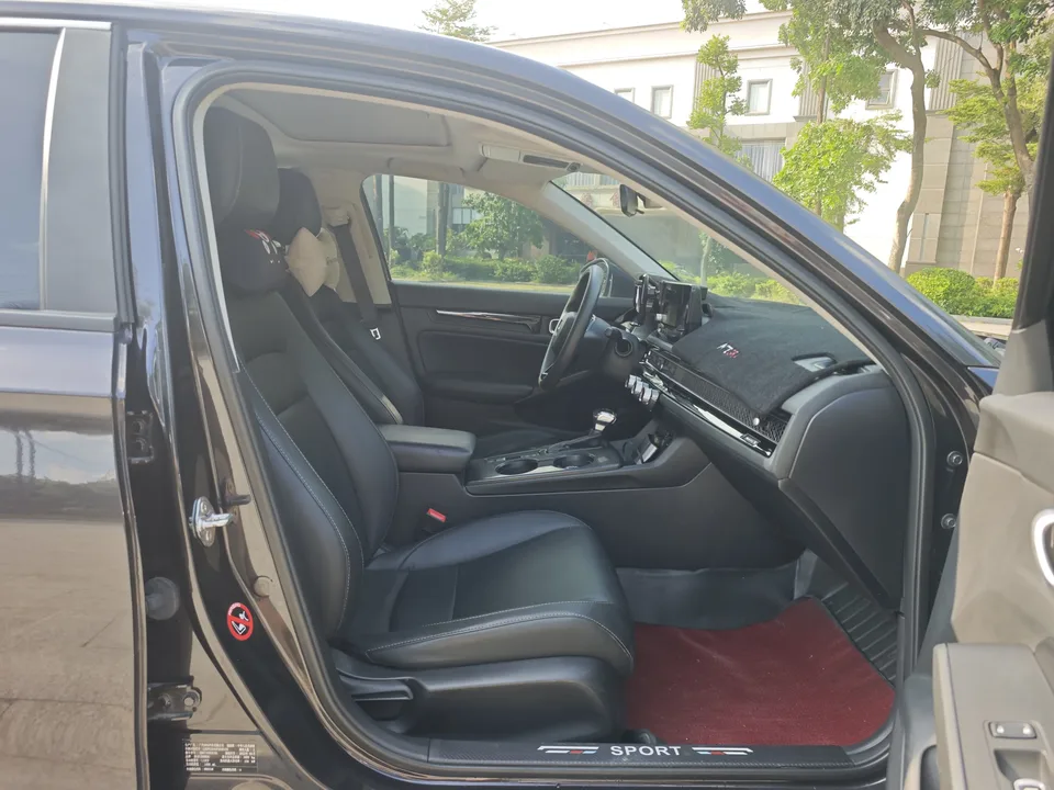 Honda Integra 240TURBO CVT Leading Edition 2023 — миниатюра 5