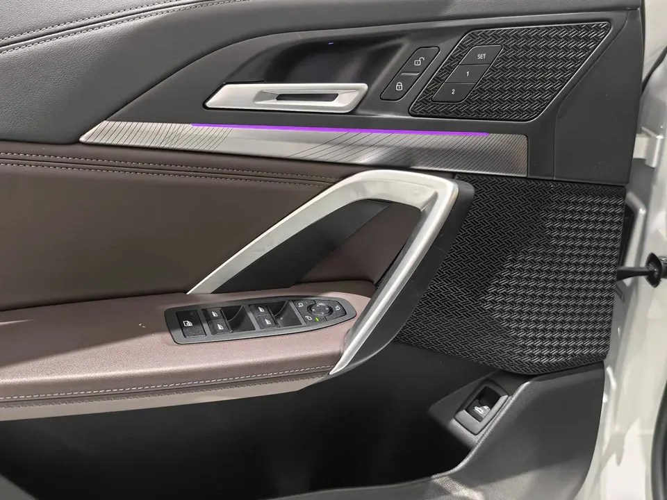 BMW X1 sDrive25Li X Design Package 2024 — миниатюра 4