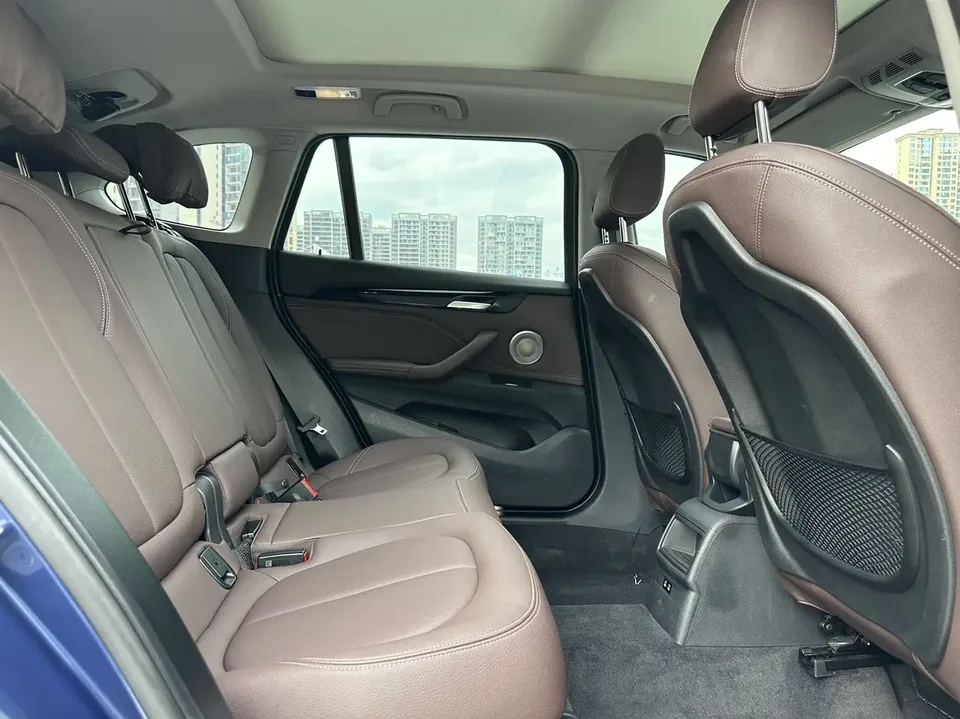 BMW X1 X1 BMW X1 2022 sDrive20Li Fashion Edition 2022 — миниатюра 5