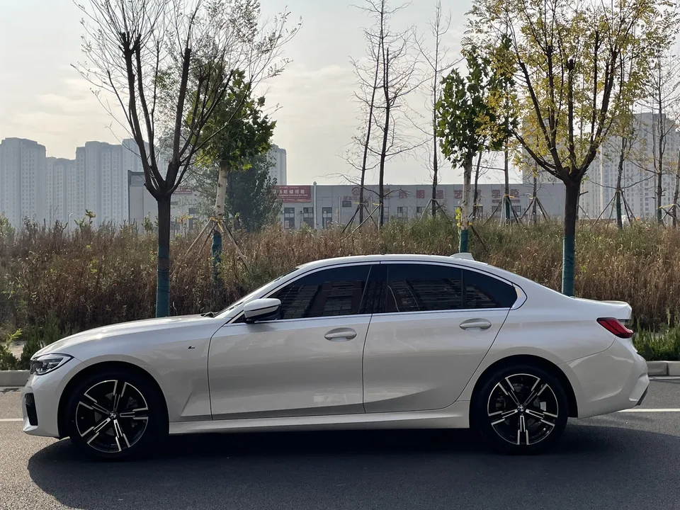 BMW 3 Series facelift 320Li M Sport package 2022 — миниатюра 4
