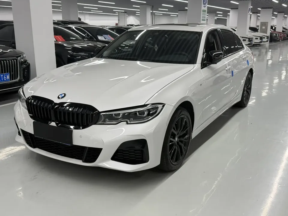 BMW 3 Series 2022