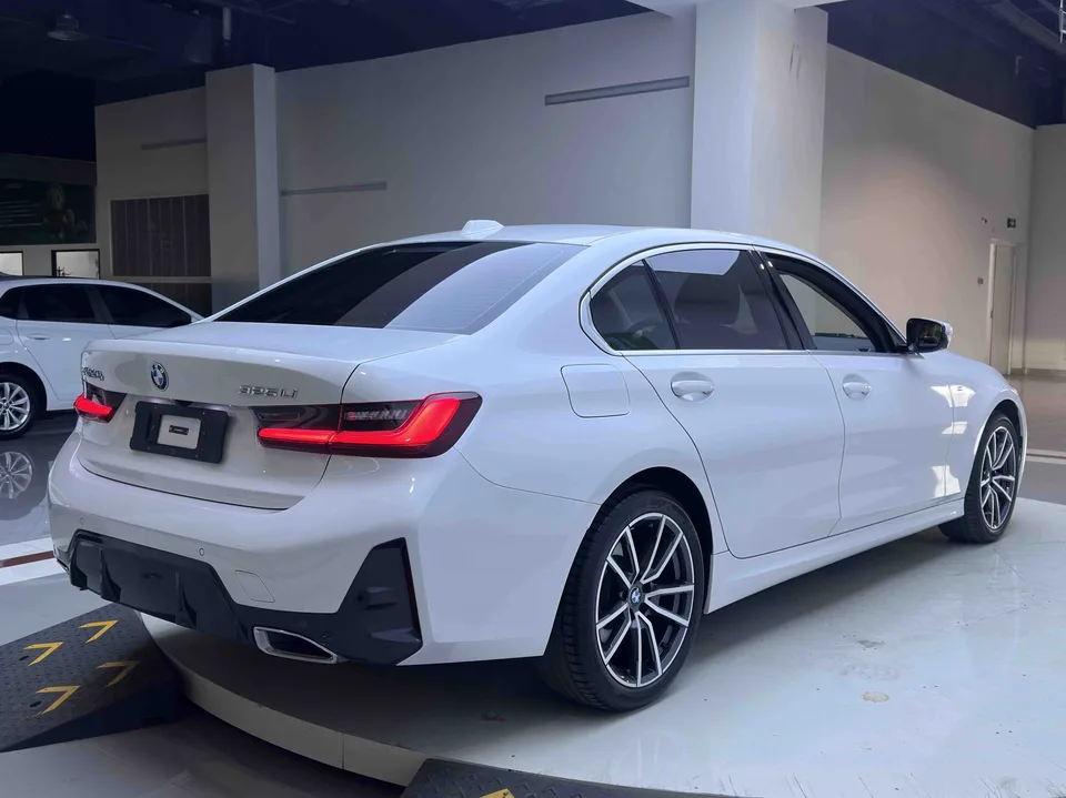 BMW 3 Series BMW 3 Series 2023 320Li M Sport Package 2023 — миниатюра 2