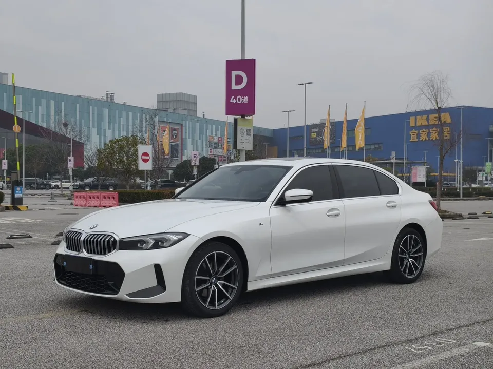BMW 3 Series 2023