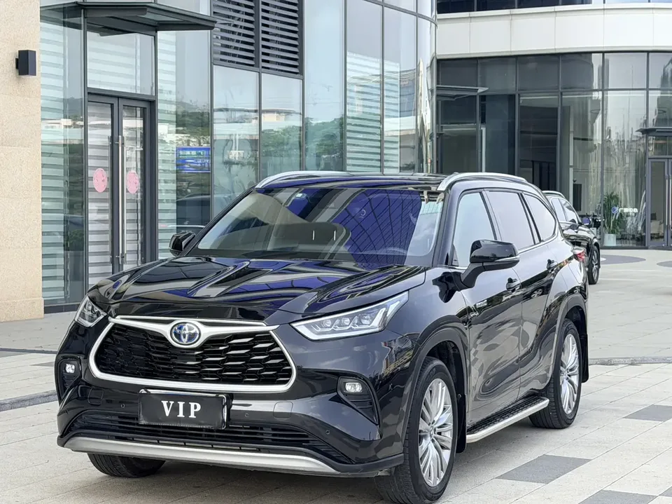 Toyota Highlander Highlander Dual Engine 2.5L 2WD Premium Edition 7 Seaters 2024 — photo 1, buy with delivery to Moscow