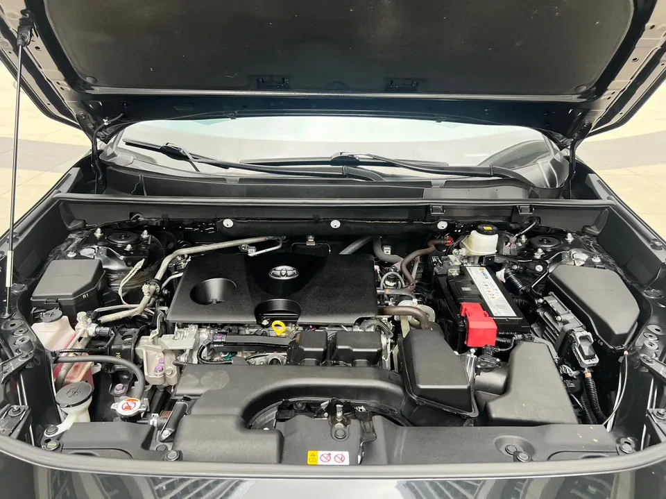 Toyota Willanda 2.0L two-wheel drive leading version 2023 — миниатюра 3