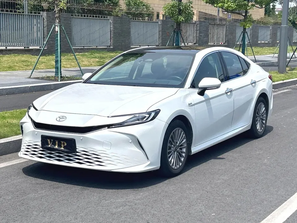 Toyota Camry 2024