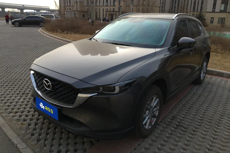 Mazda CX-5 CX-5 Mazda CX-5 2024 2.0L automatic two-wheel drive comfort model 2024 — photo 1, buy with delivery to Moscow