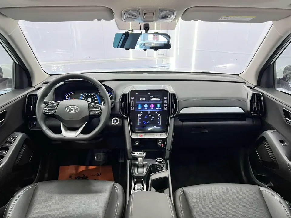 Hyundai ix35 Hyundai ix35 2021 240T GDi DCT 2WD Leading Edition GLS 2022 — миниатюра 4