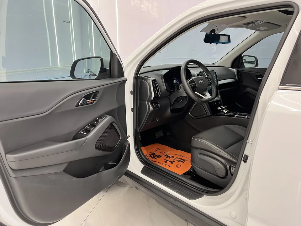 Hyundai ix35 Hyundai ix35 2021 240T GDi DCT 2WD Leading Edition GLS 2022 — миниатюра 5