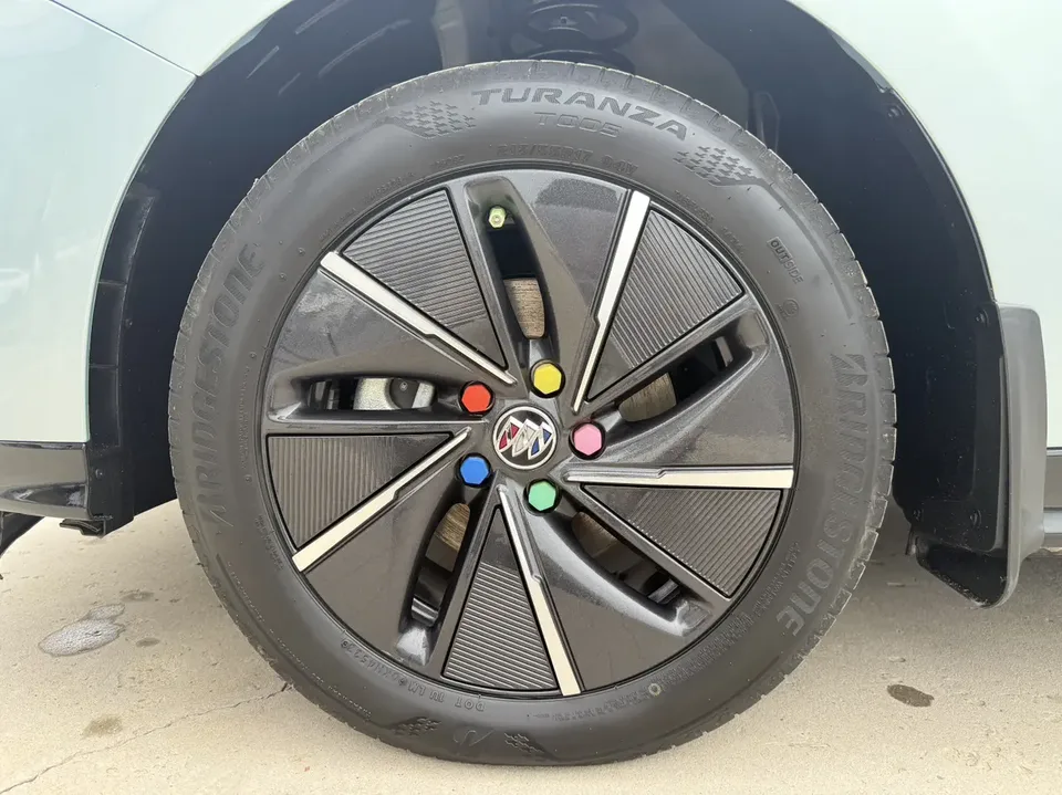 Buick Micro blue 6 Micro blue 6 Velite 6 2024 430km Enjoy Edition 2023 — thumbnail 3
