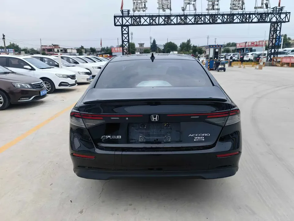 Honda Accord Rui T 260TURBO Deluxe Edition 2024 — миниатюра 2