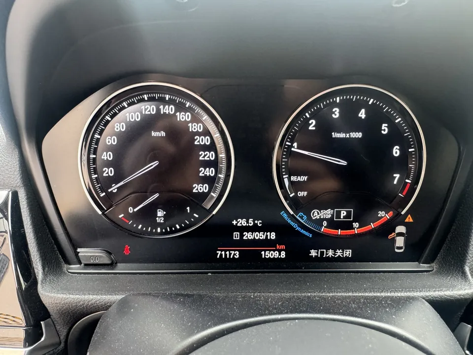 BMW 1 Series 1 Series BMW 1 Series 2021 120i M Sport Night Edition 2022 — thumbnail 2
