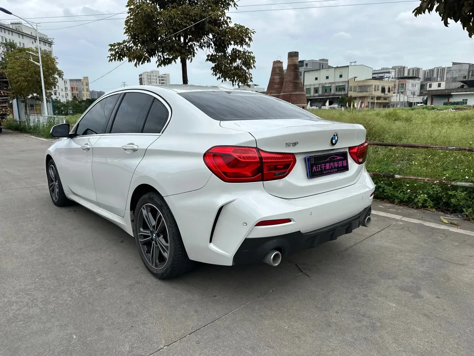 BMW 1 Series 1 Series BMW 1 Series 2023 120i M Sport 2023 — thumbnail 2