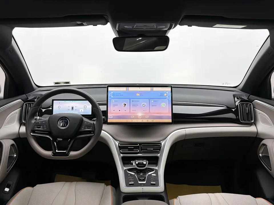 BYD Song Pro DM DM-i Champion Edition 110km Excellence Edition 2023 — миниатюра 2