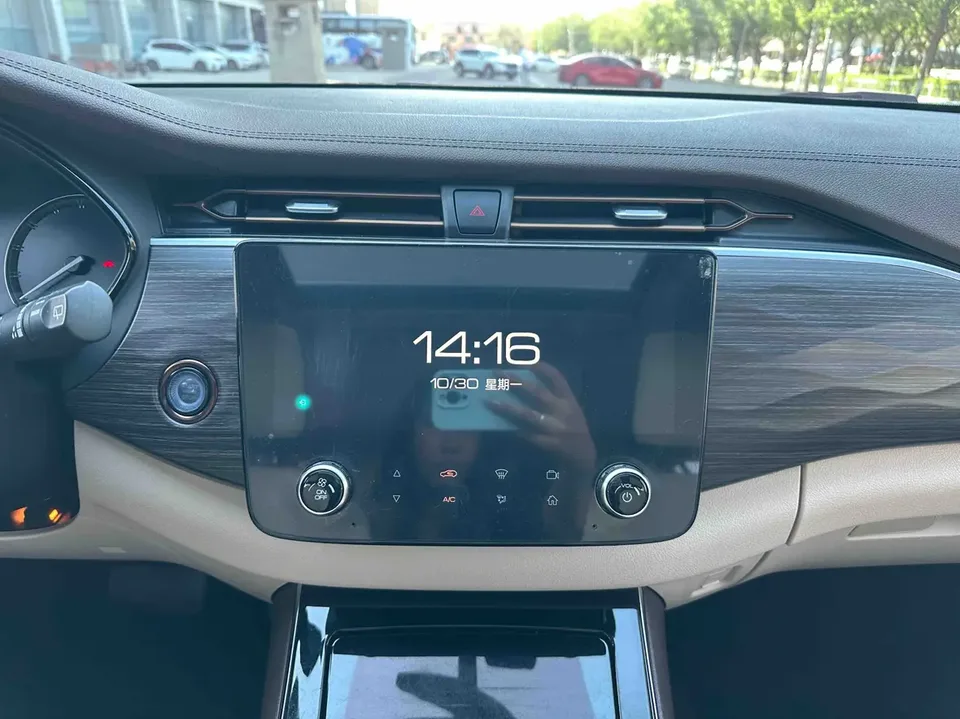 Dongfeng Paladin Paladin 2.0T 4WD Premium Edition 2024 — thumbnail 3