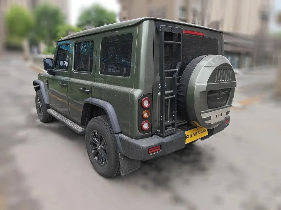 212 T01 2.0T Explorer 2025 — миниатюра 2